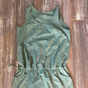 Arcteryx Contenta dress sage green Large